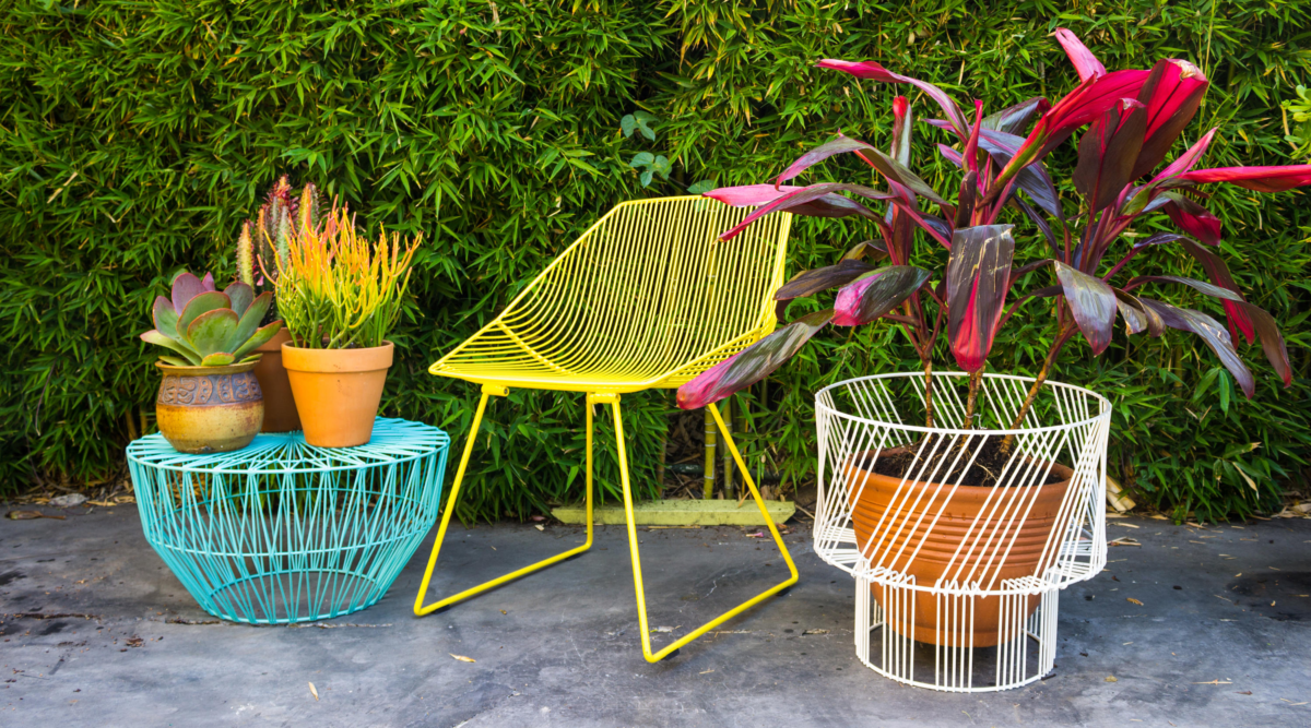 bend - Plant Stand