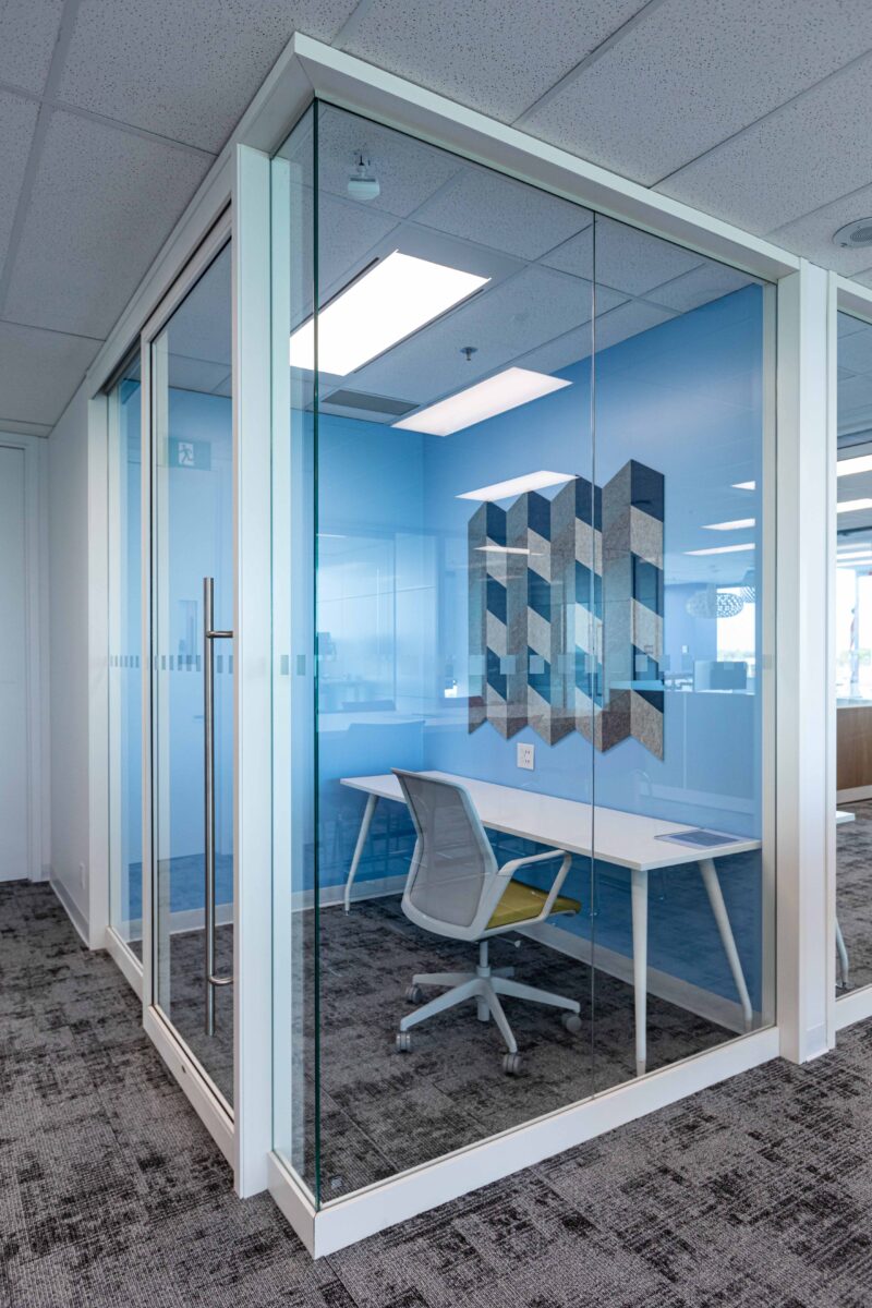 Colliers Teknion Altos small meeting room