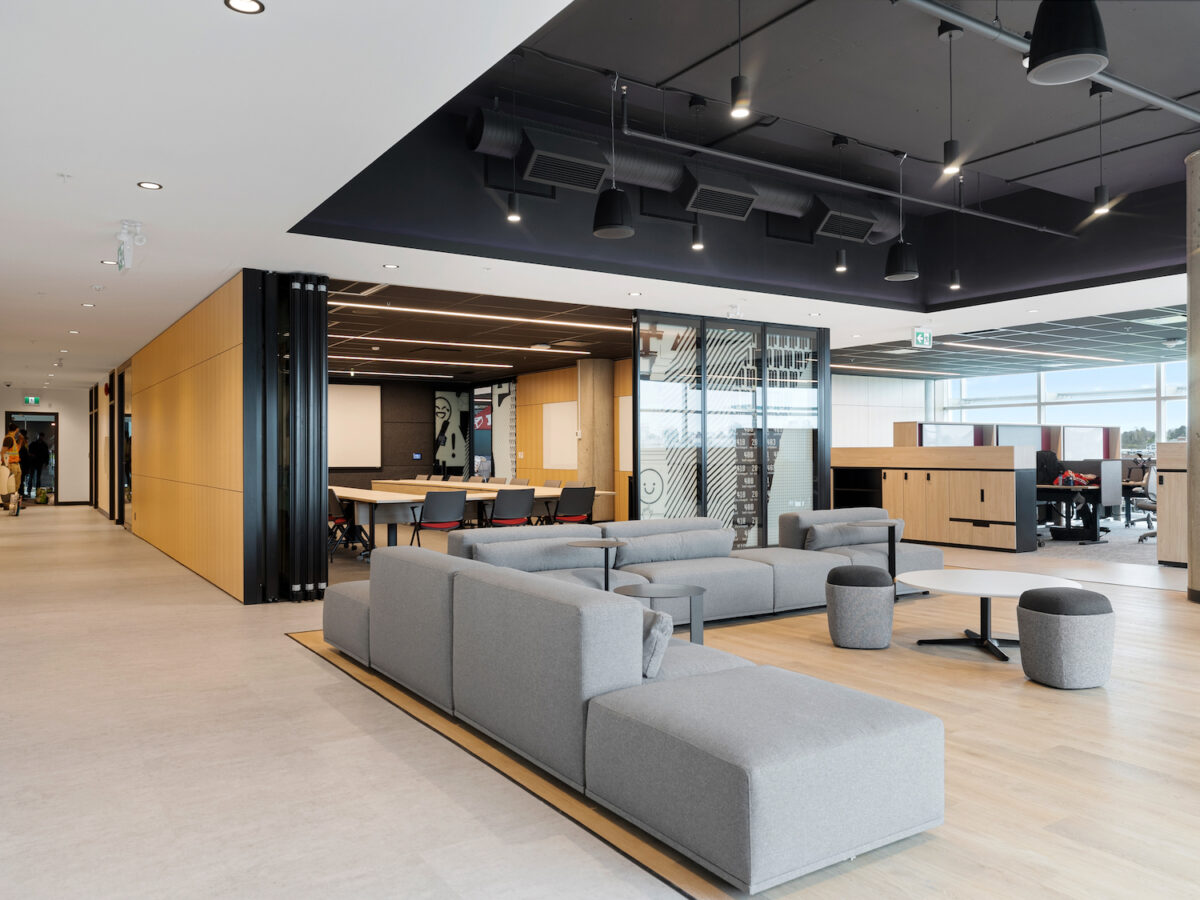 Lounge EA Vancouver